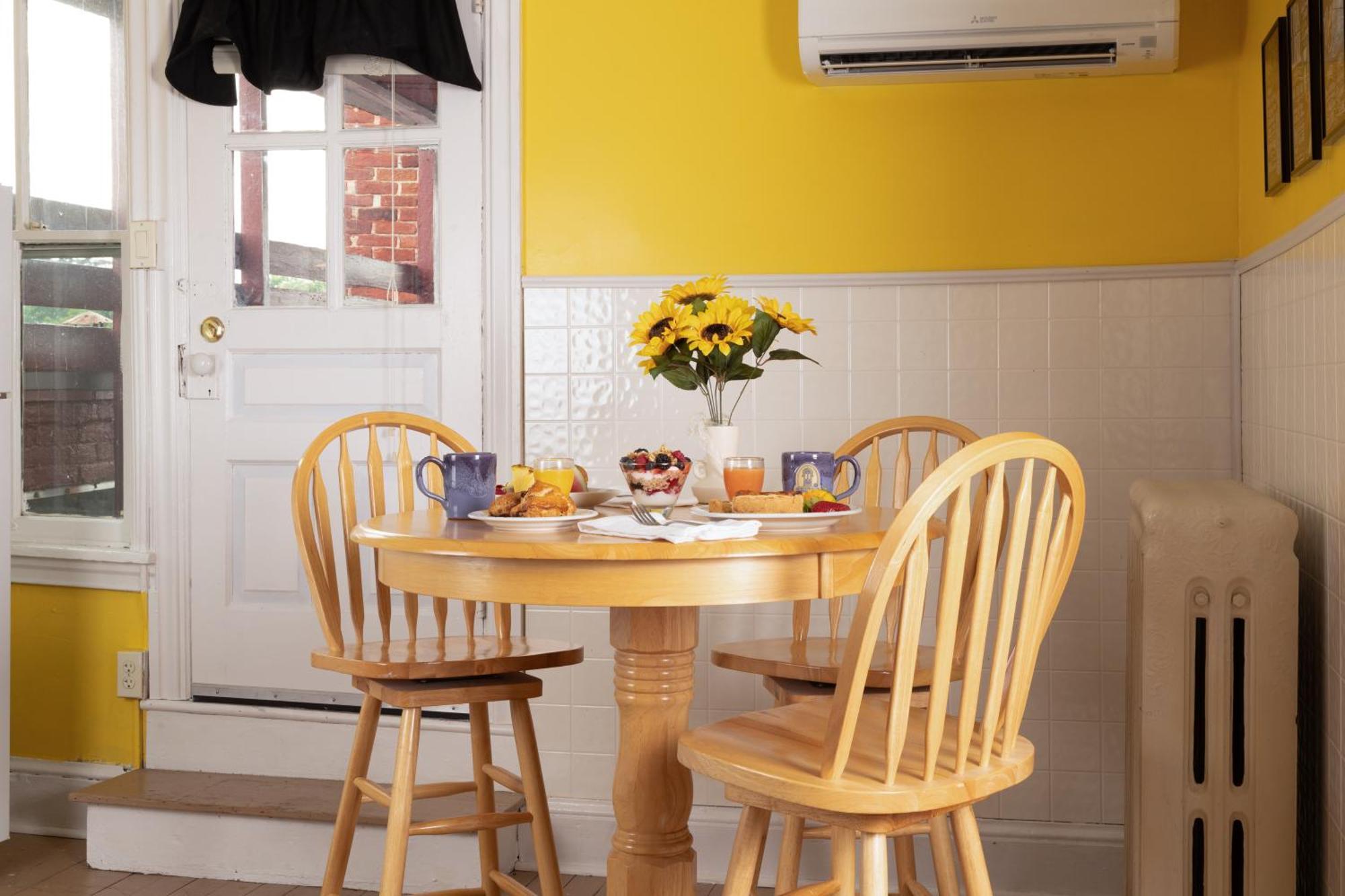 Carlisle House Bed And Breakfast Bagian luar foto